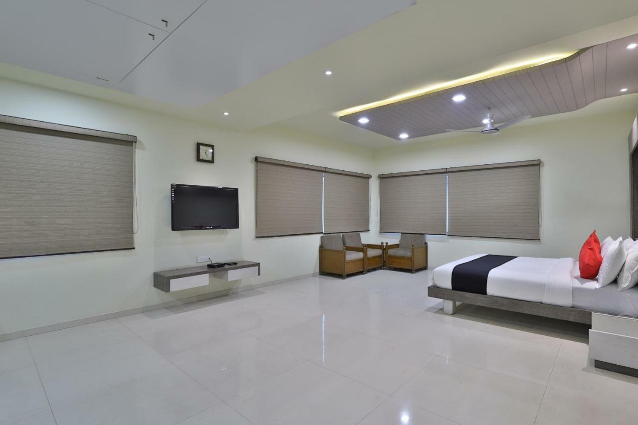 Capital O 47284 Atithi Resort Bharuch 外观 照片