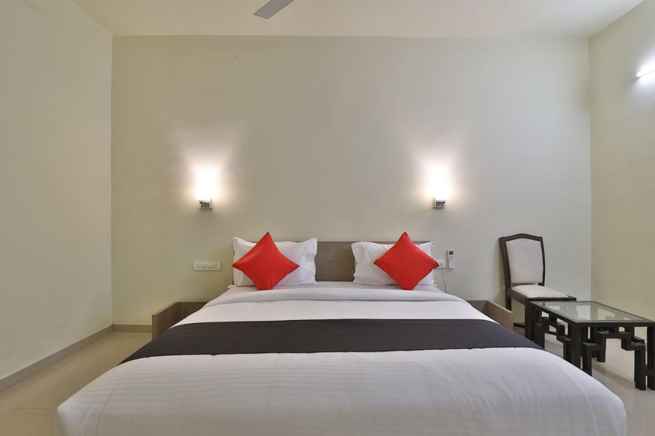 Capital O 47284 Atithi Resort Bharuch 外观 照片